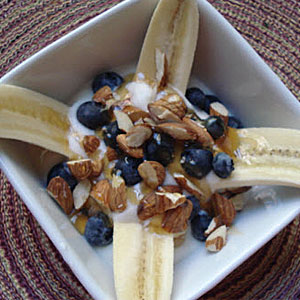 Banana & Vanilla Yogurt Split