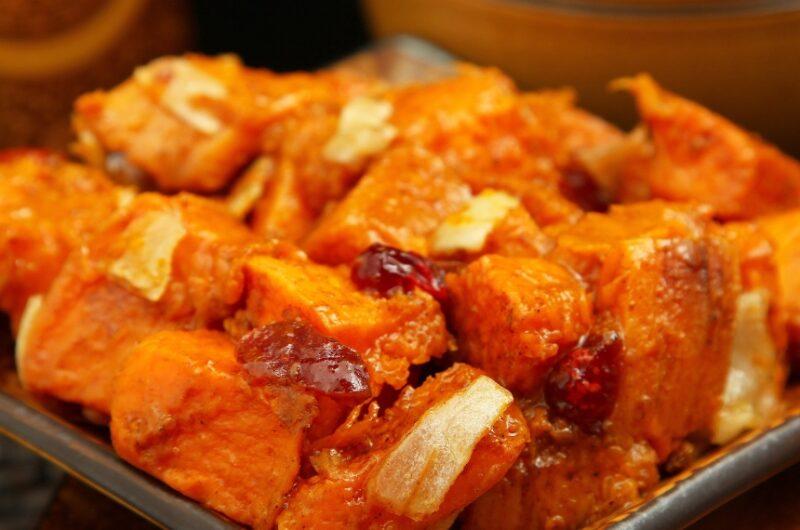 Holiday Sweet Potatoes with Cranberries